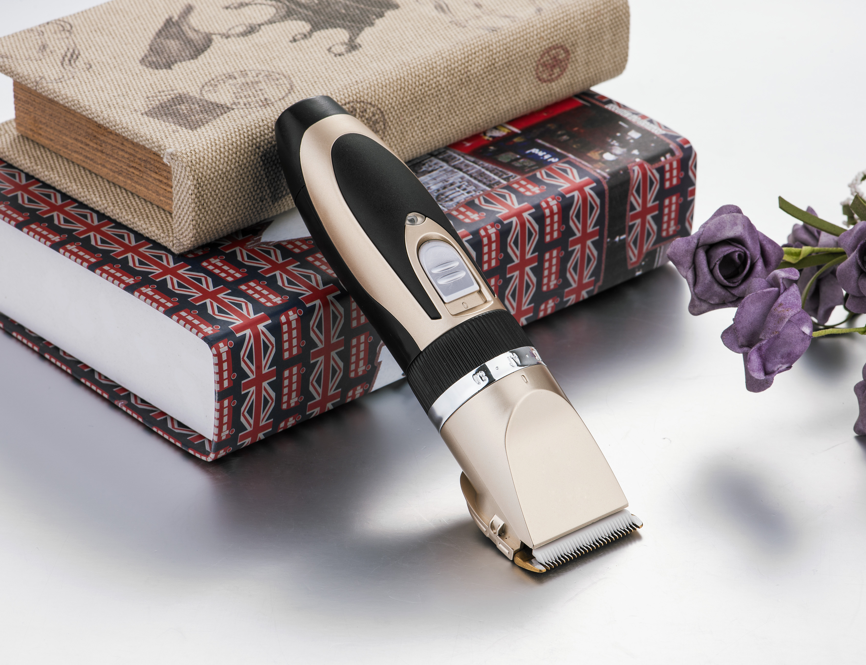 A60 হাউসহোল্ড হেয়ার ক্লিপার